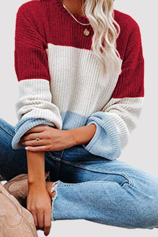 Well Tailored Top with a Graceful Silhouette