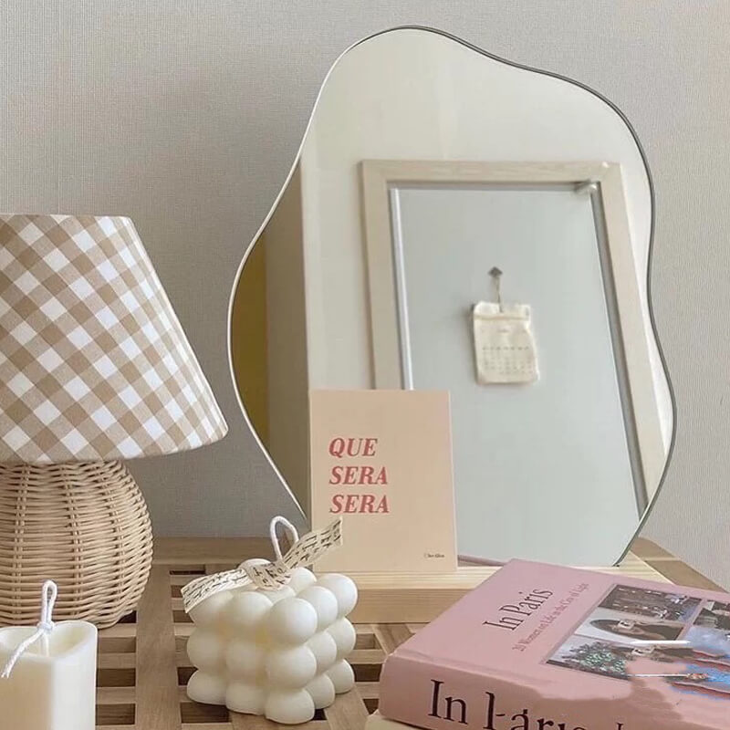 Effortlessly Elegant Garment with a Timeless Design