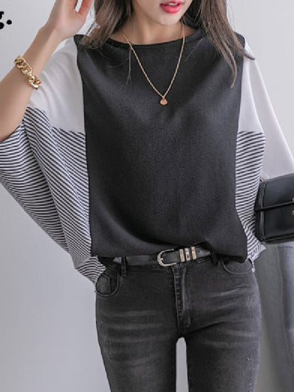 Effortlessly Elegant T-Shirt with a Timeless Design