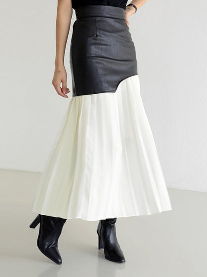 Effortlessly Elegant Garment with a Timeless Design