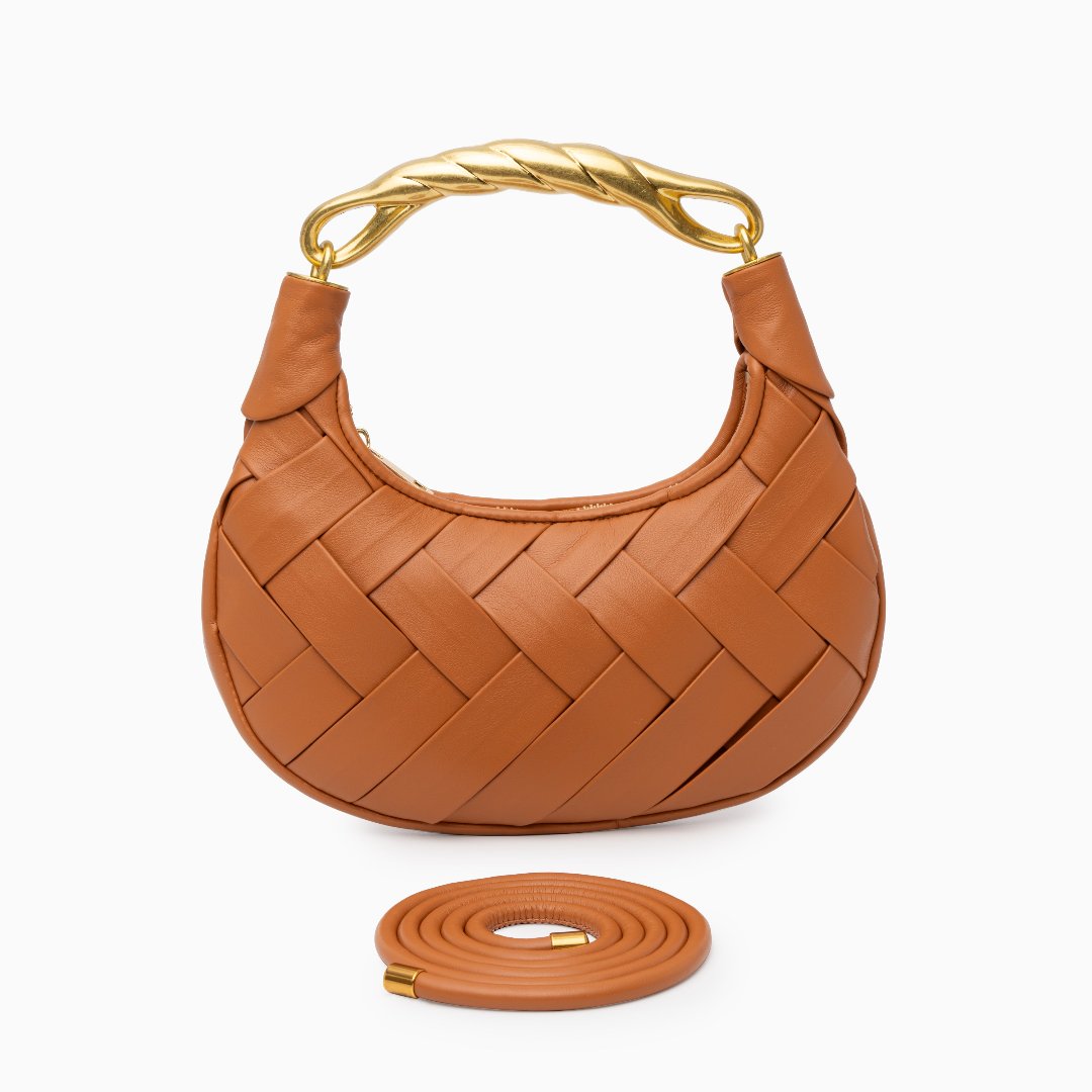 Well Tailored Bag with a Graceful Silhouette