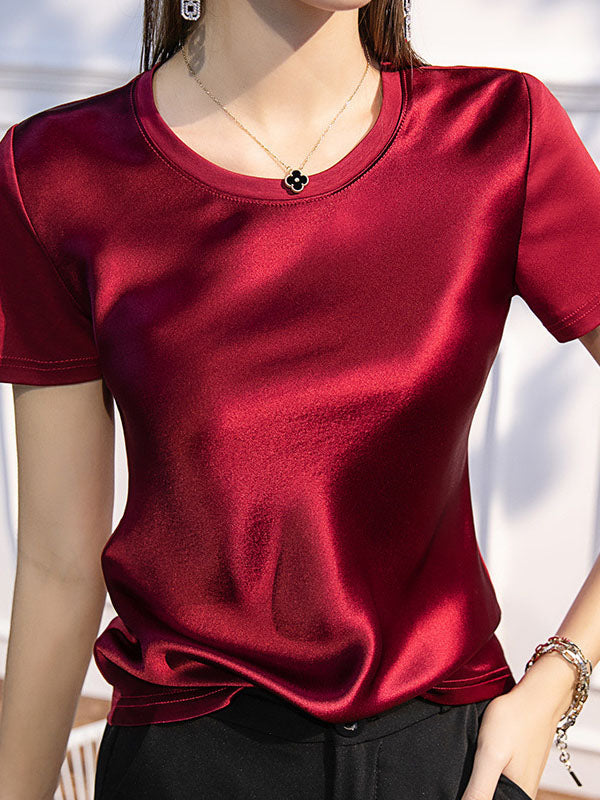 Gracefully Styled T-Shirt for Any Occasion