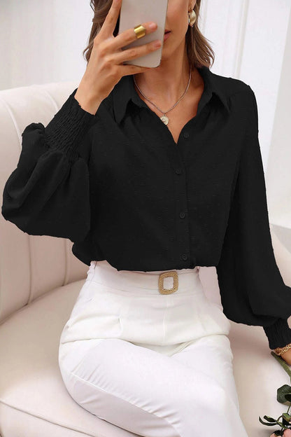 Classic Vintage Blouse with a Flattering Fit