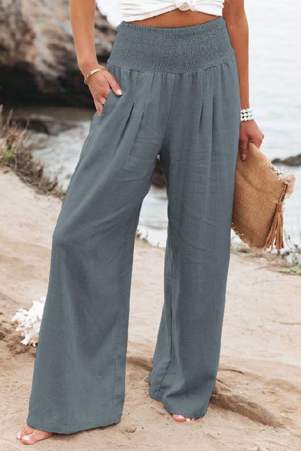 Well Tailored Pants with a Graceful Silhouette