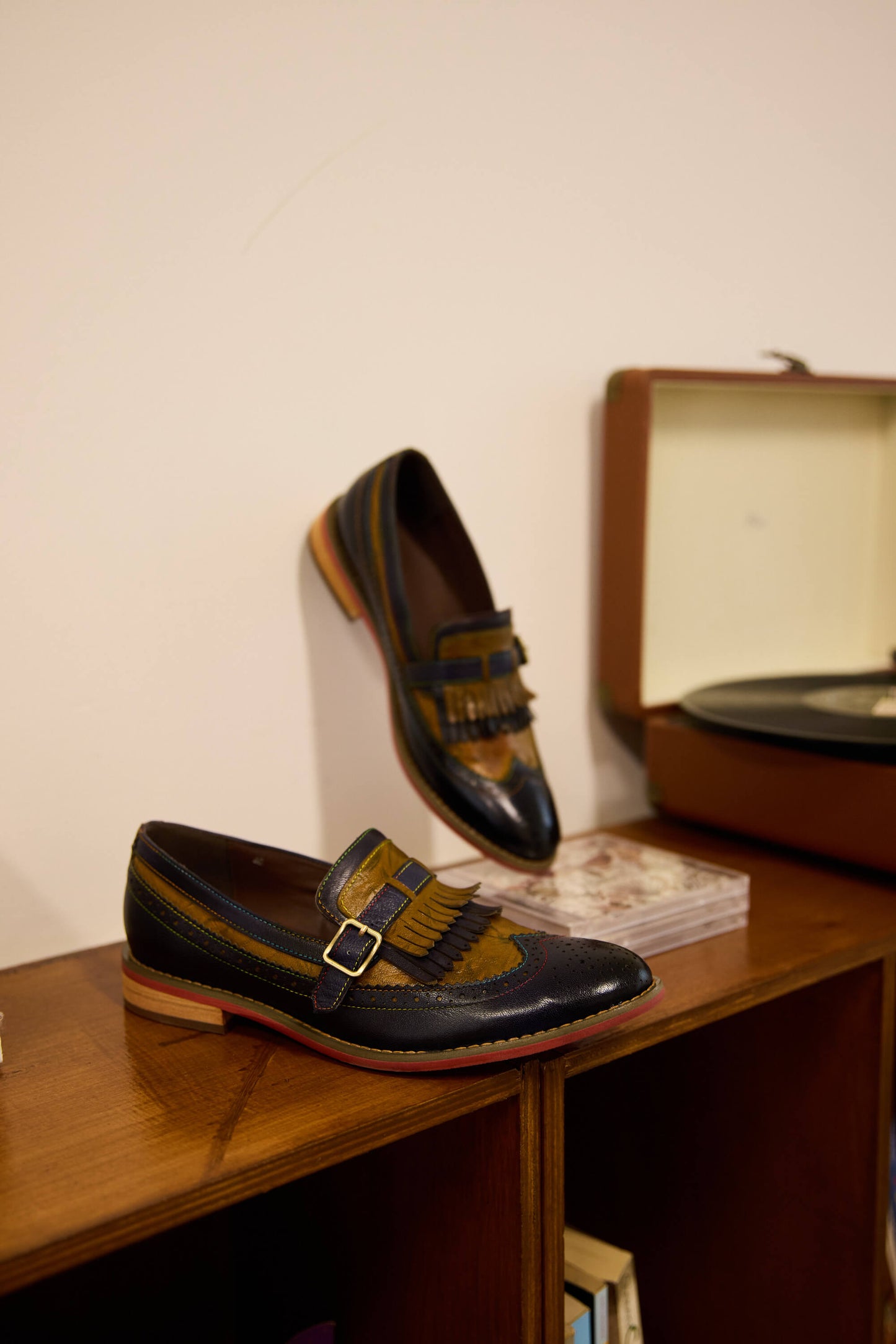 Sophisticated Garment with a Clean Classic Look