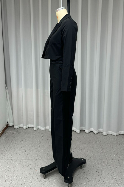 Well Tailored Garment with a Graceful Silhouette