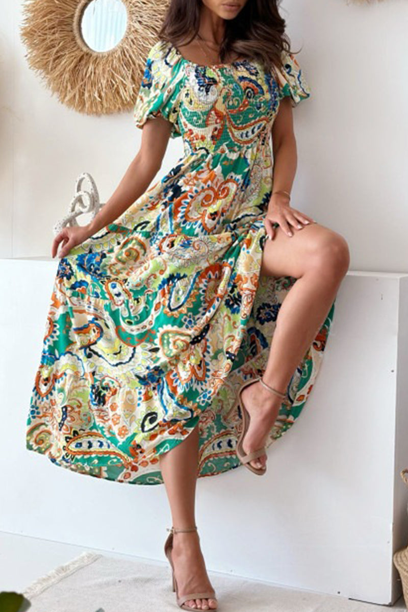 Gracefully Styled Dress for Any Occasion