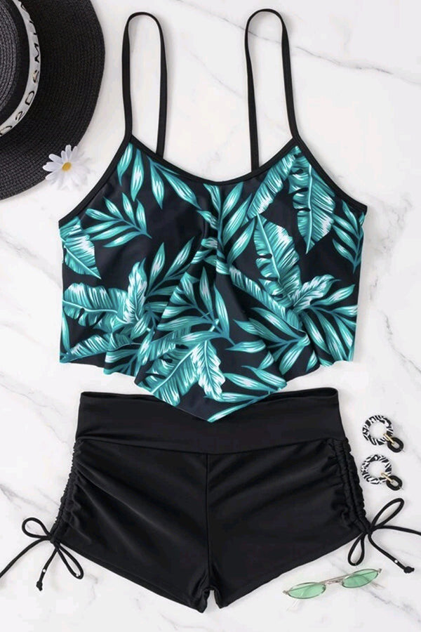 Effortlessly Elegant Bikini with a Timeless Design
