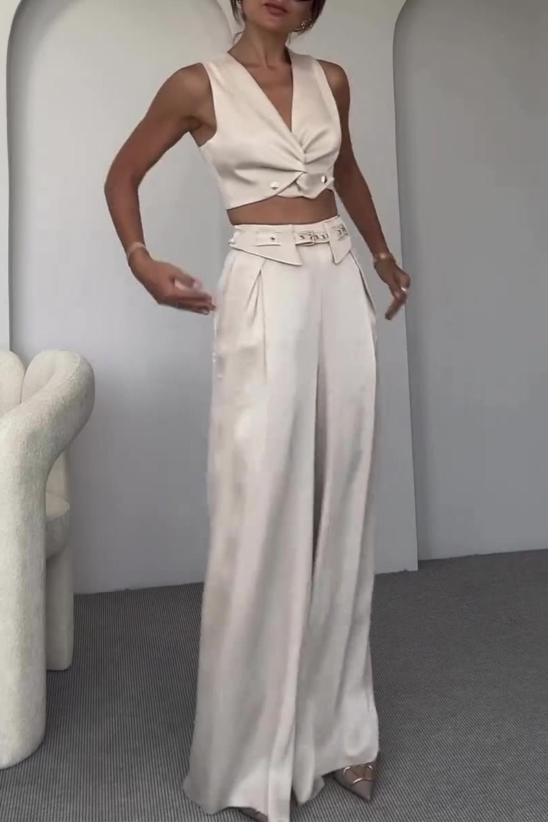 Beautifully Finished Garment in a Timeless Design