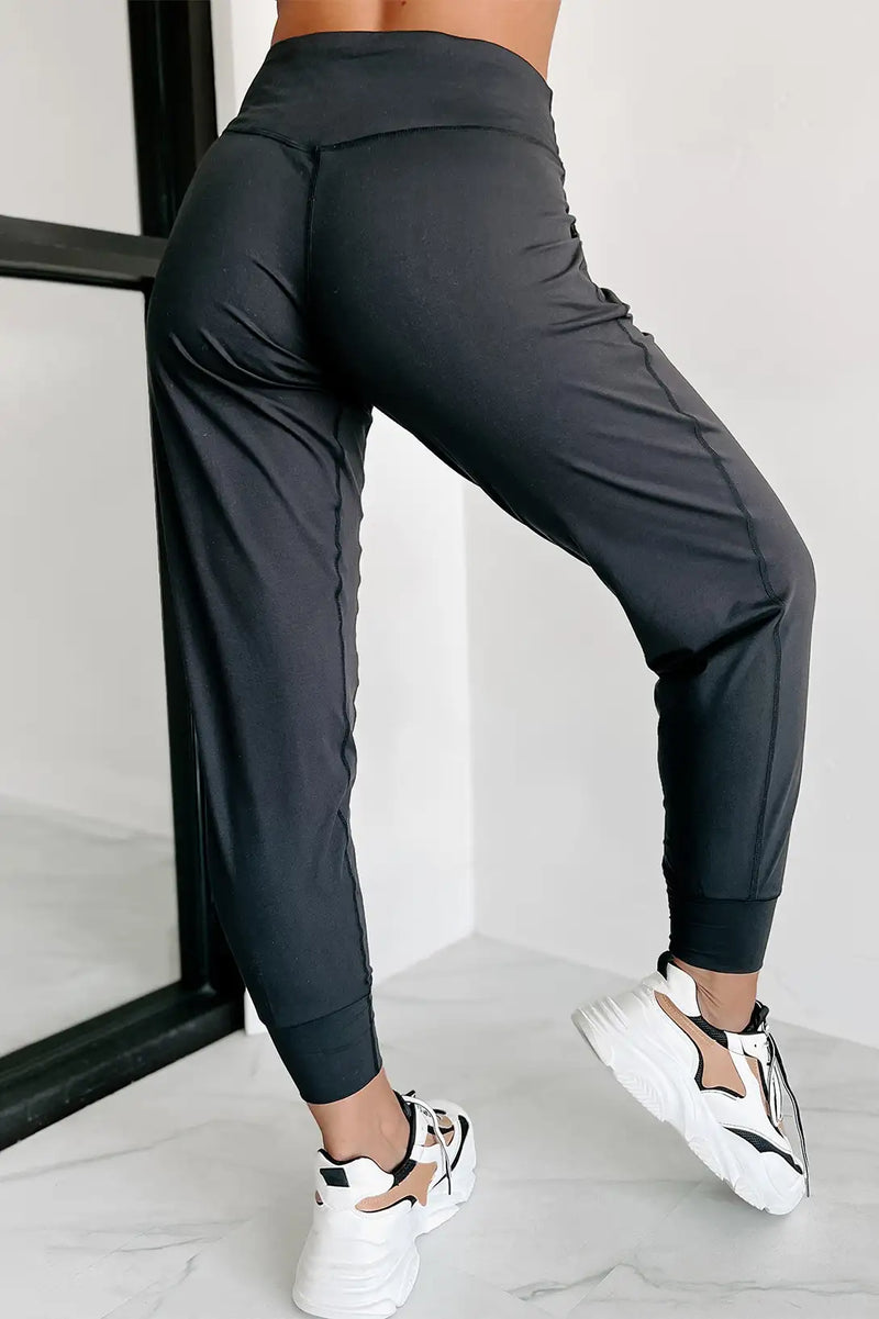 Effortlessly Elegant Garment with a Timeless Design