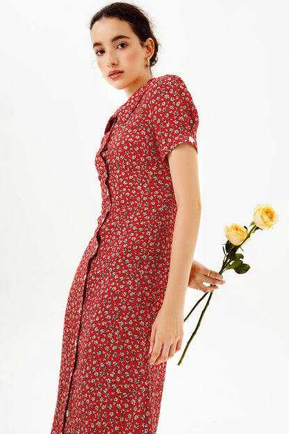 Beautifully Crafted Dress in a Classic Style
