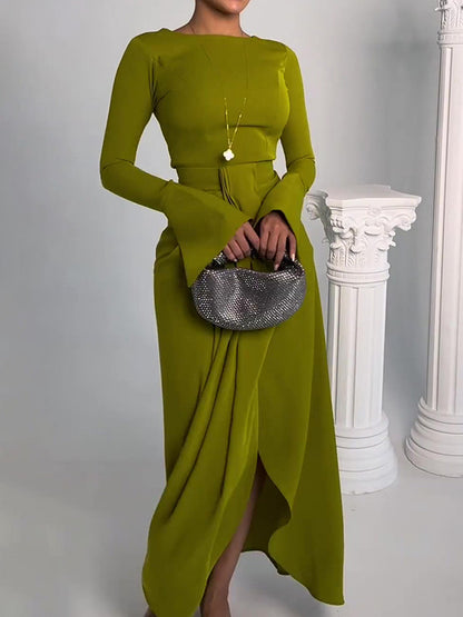 Gracefully Styled Dress for Any Occasion