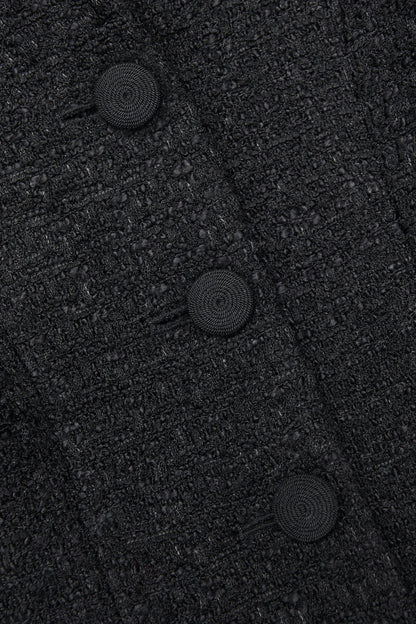 Elegantly Styled Jacket for Everyday Wear