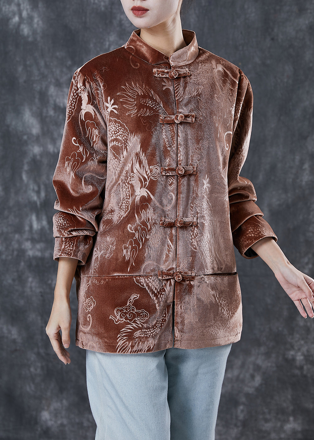 Beautifully Finished Coat in a Timeless Design