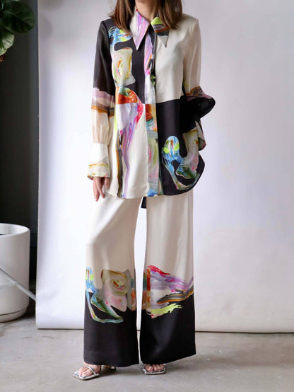 Effortlessly Elegant Pants with a Timeless Design