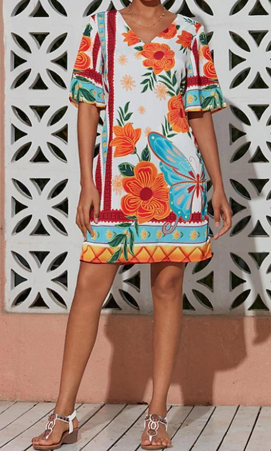 Beautifully Finished Dress in a Timeless Design