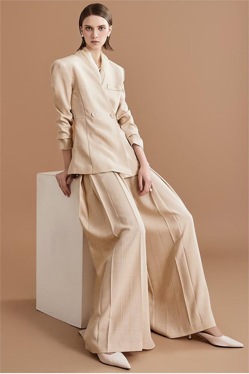 Beautifully Finished Pants in a Timeless Design
