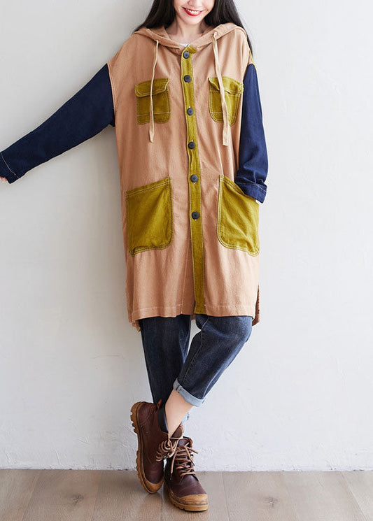 Well Tailored Coat with a Graceful Silhouette