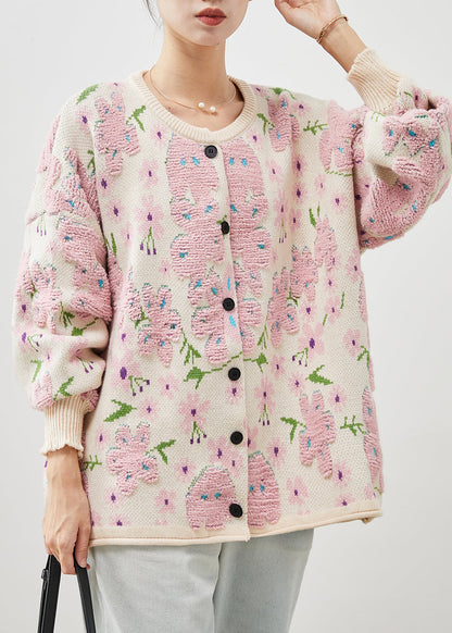 Well Tailored Cardigan with a Graceful Silhouette