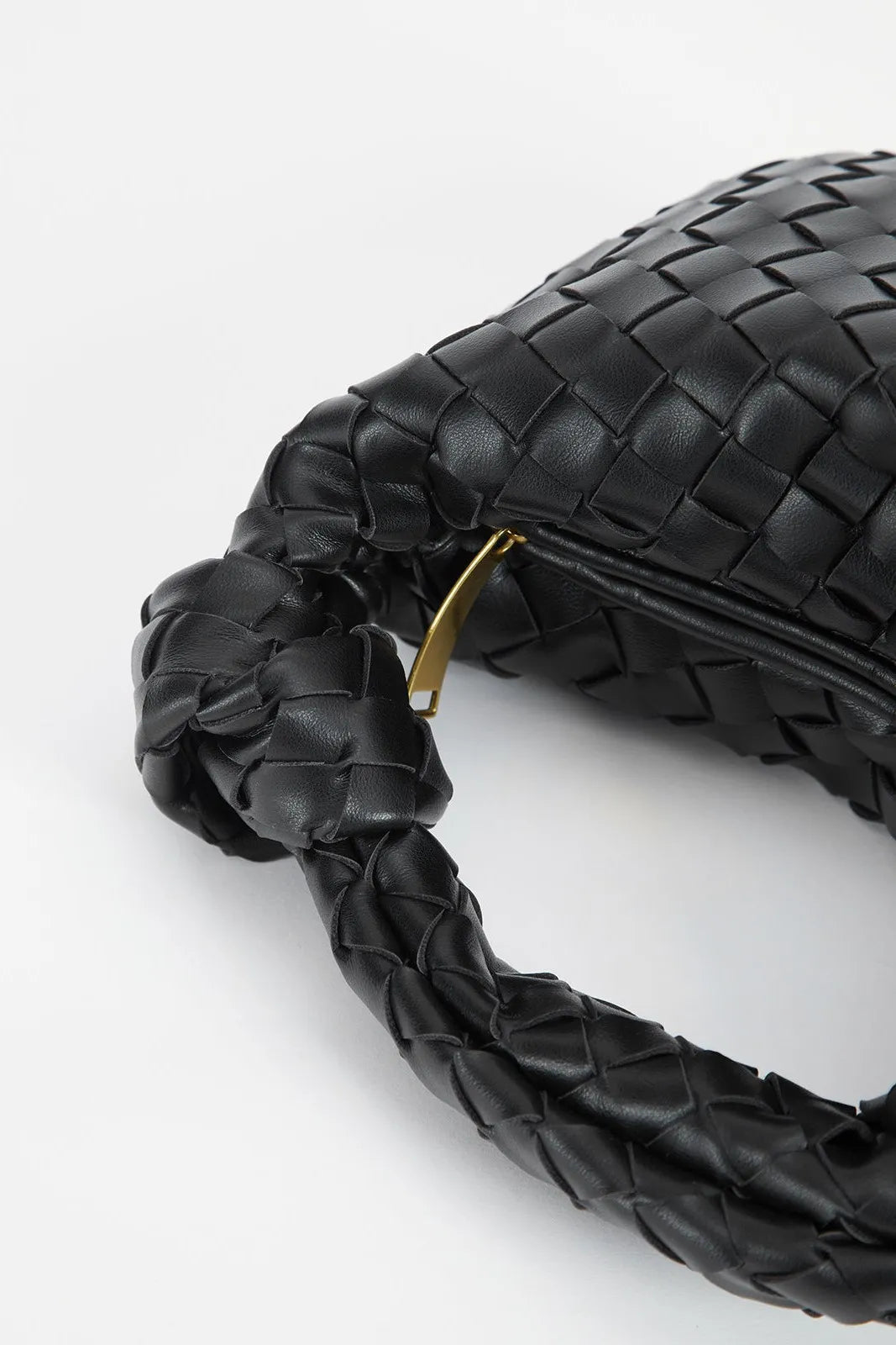 Classic Vintage Bag with a Flattering Fit