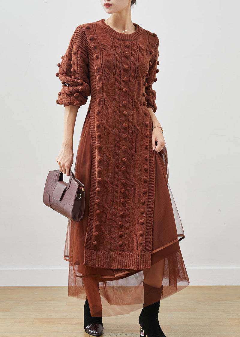 Well Tailored Sweater with a Graceful Silhouette