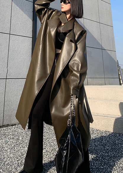Classic Vintage & Enduringly Stylish Coat