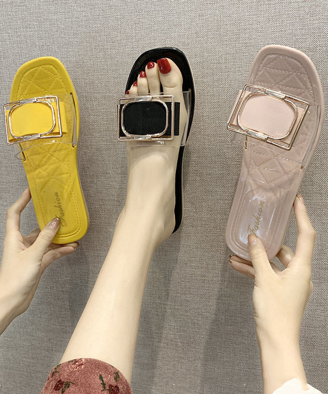 Effortlessly Elegant Sandals with a Timeless Design