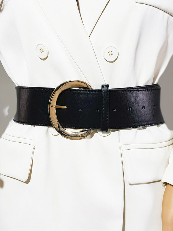 Beautifully Finished Garment in a Timeless Design