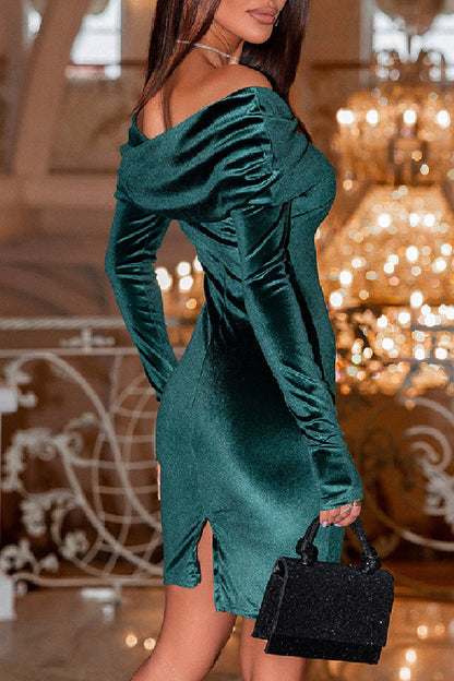 Well Tailored Dress with a Graceful Silhouette