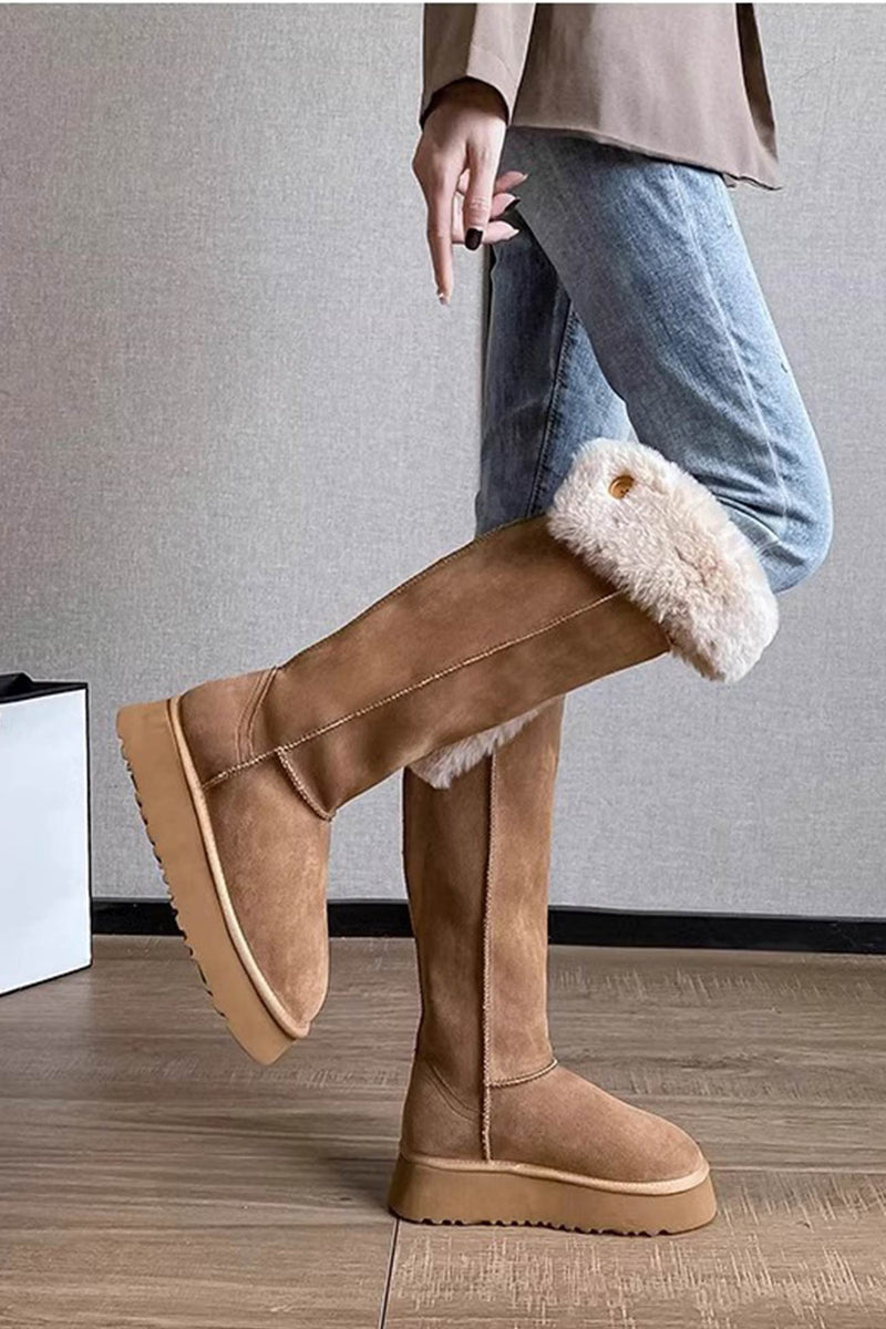 Polished Boots with an Effortless Classic Look