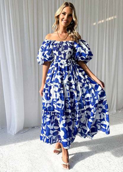 Gracefully Styled Dress for Any Occasion
