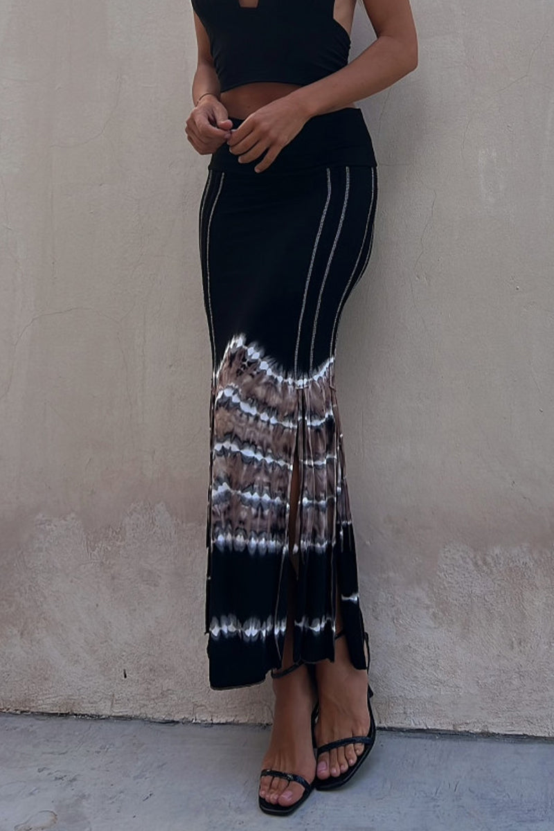 Sophisticated Garment with a Clean Classic Look