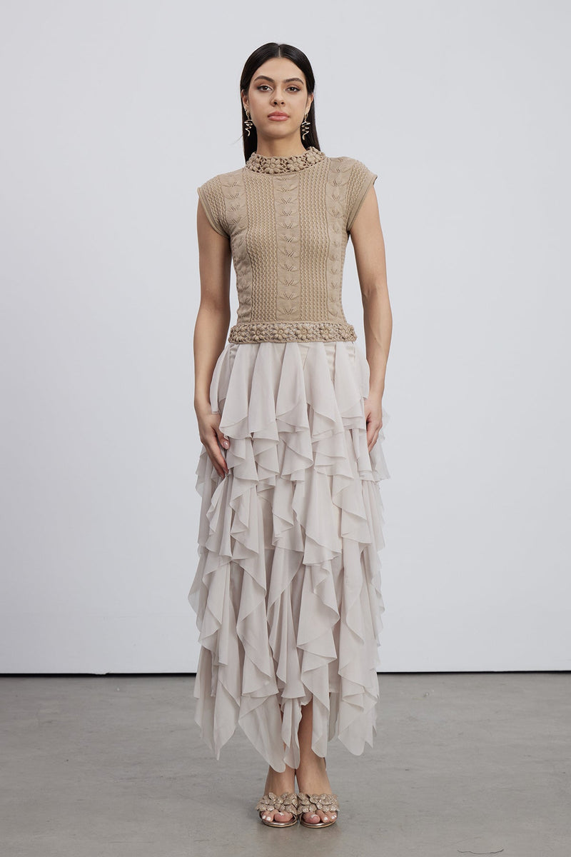 Polished Dress with an Effortless Classic Look