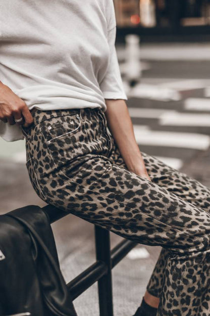 Gracefully Styled Garment for Any Occasion