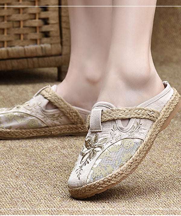 Classic Vintage Sandals with a Flattering Fit