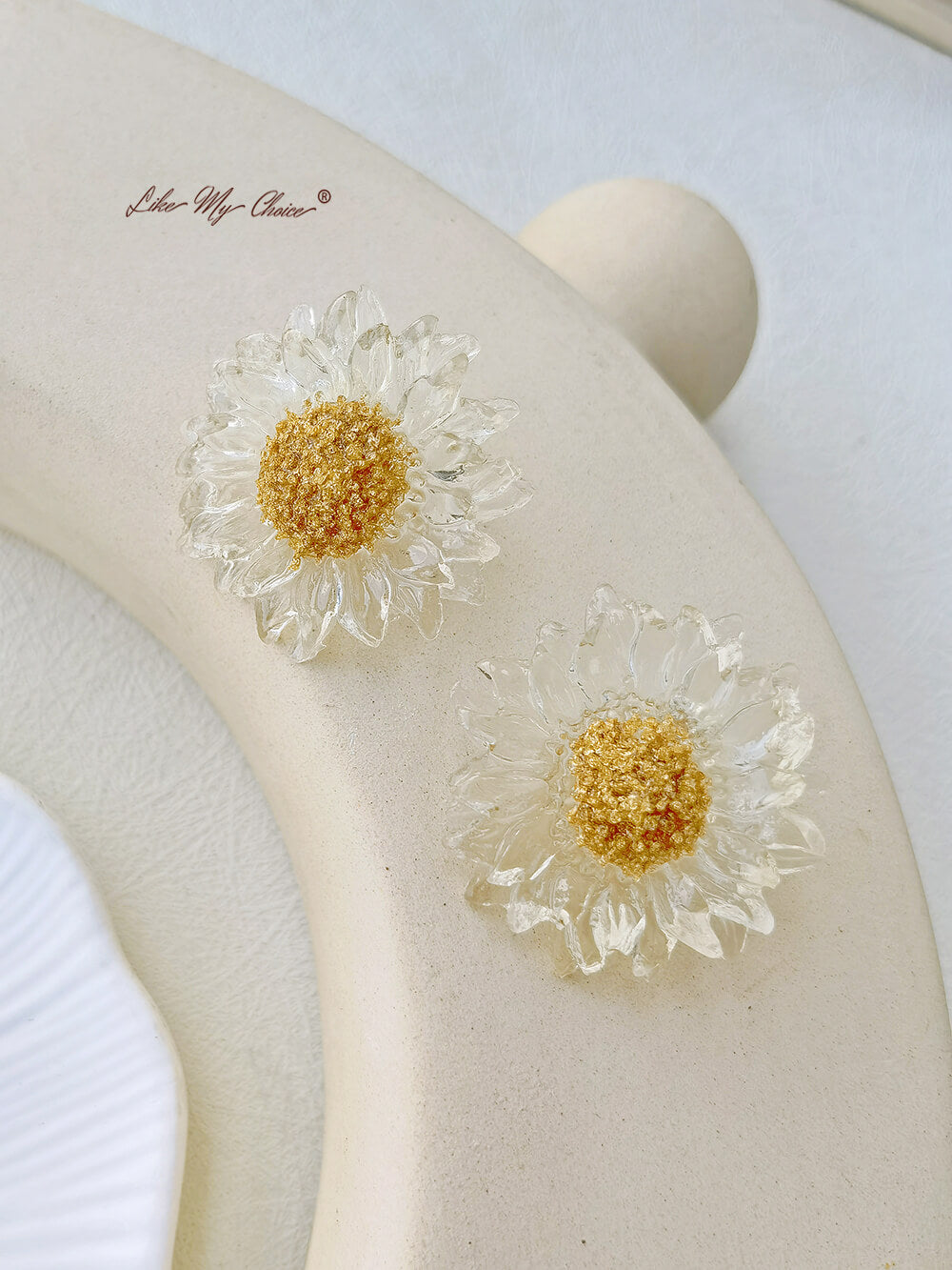 Beautifully Crafted Garment in a Classic Style