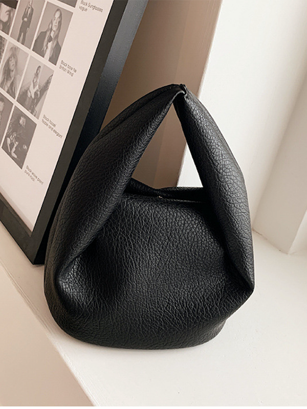 Classic Vintage Bag with a Flattering Fit