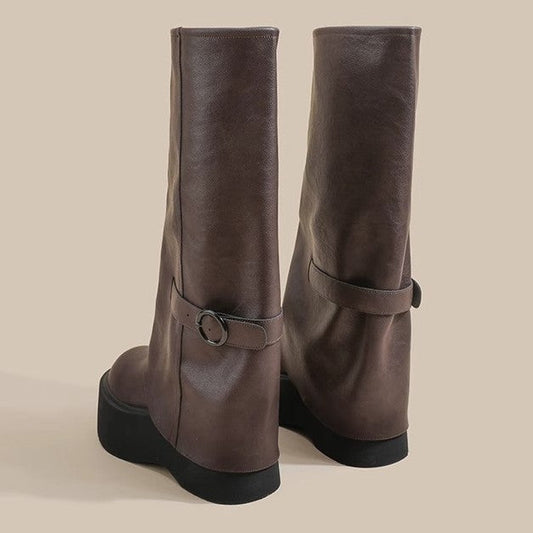 Elegantly Styled Boots for Everyday Wear