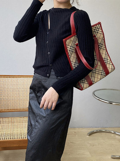 Beautifully Crafted Sweater in a Classic Style