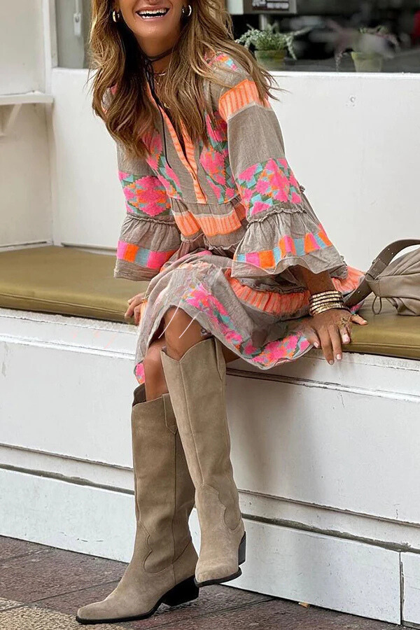 Gracefully Styled Dress for Any Occasion