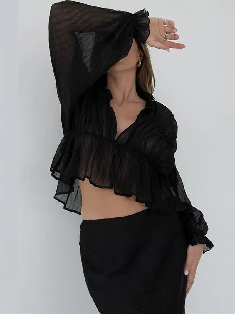 Beautifully Crafted Blouse in a Classic Style