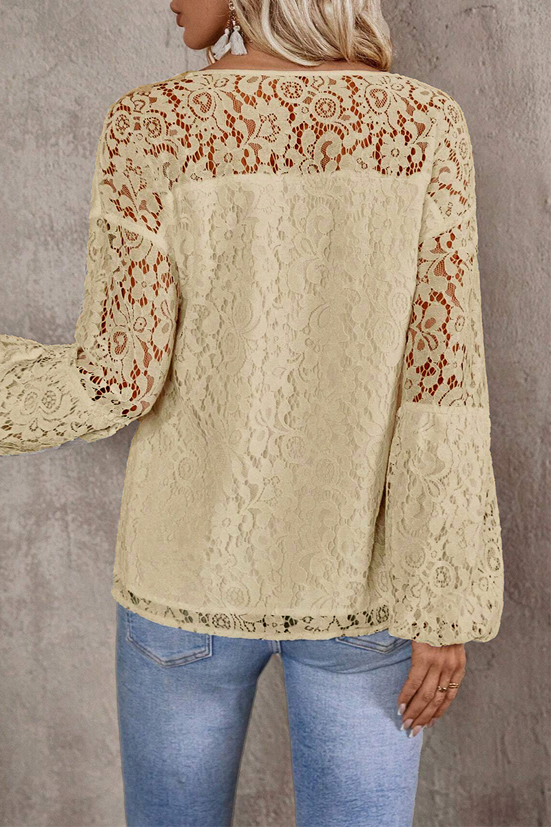 Beautifully Finished Top in a Timeless Design