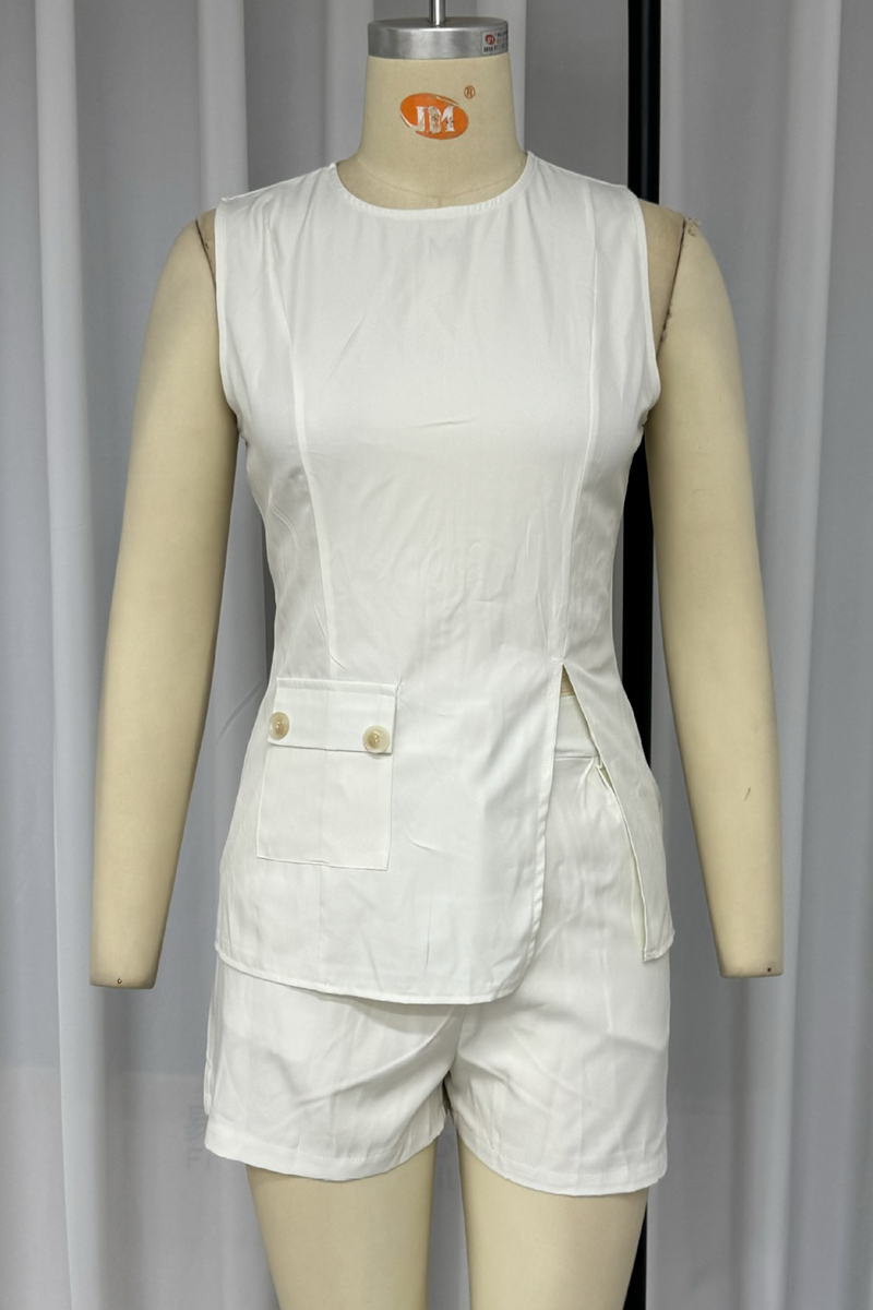 Beautifully Finished Garment in a Timeless Design