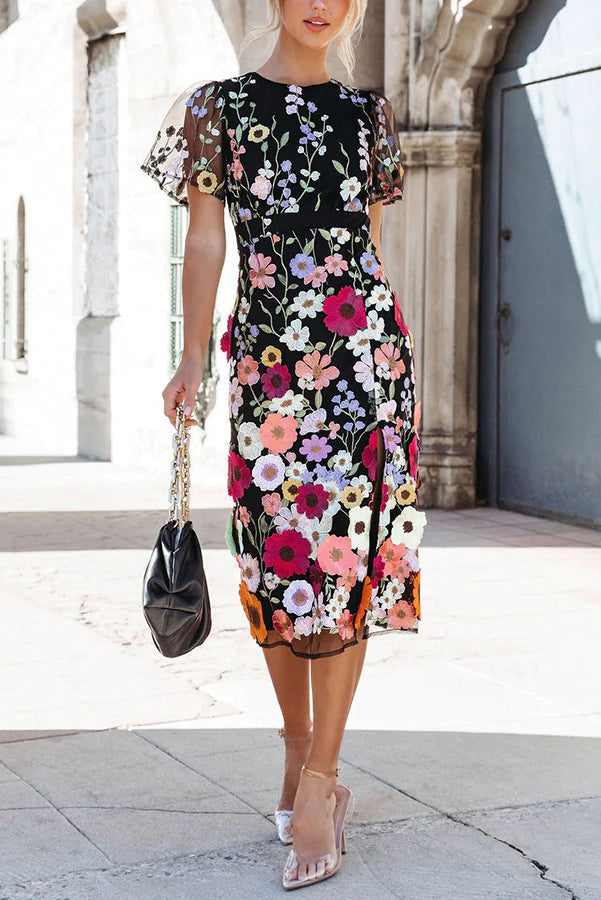 Classic Vintage & Enduringly Stylish Dress