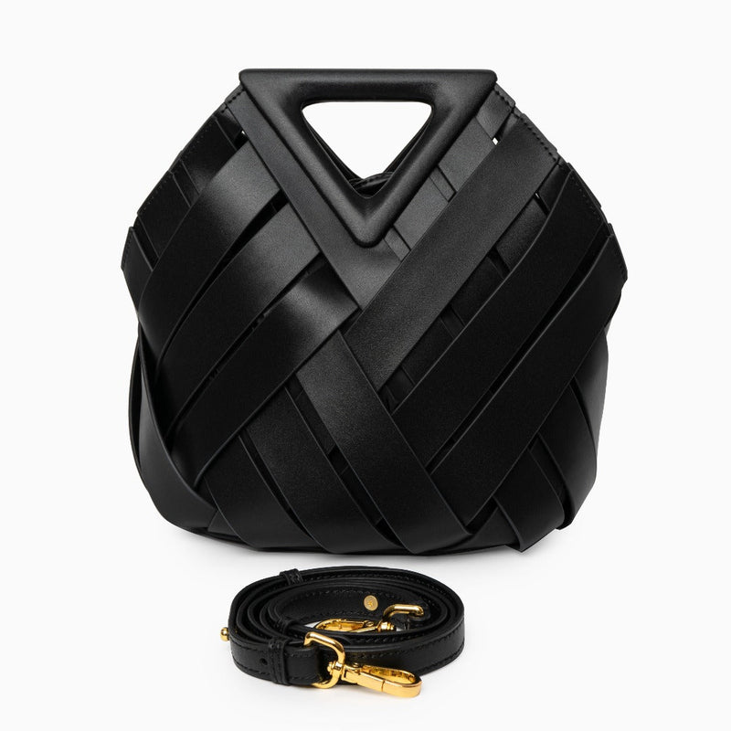 Well Tailored Bag with a Graceful Silhouette