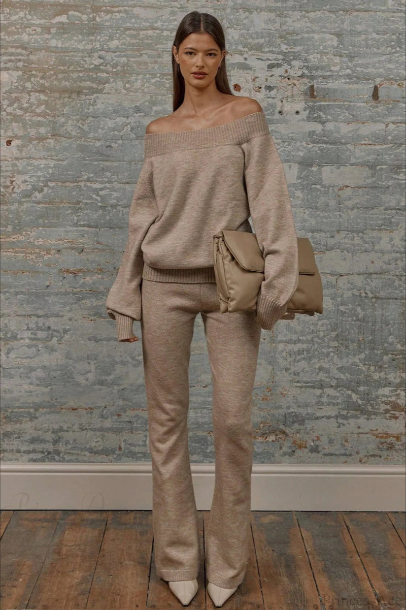 Beautifully Crafted Sweater in a Classic Style