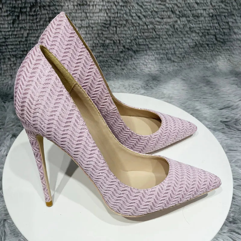 Effortlessly Elegant Shoes with a Timeless Design