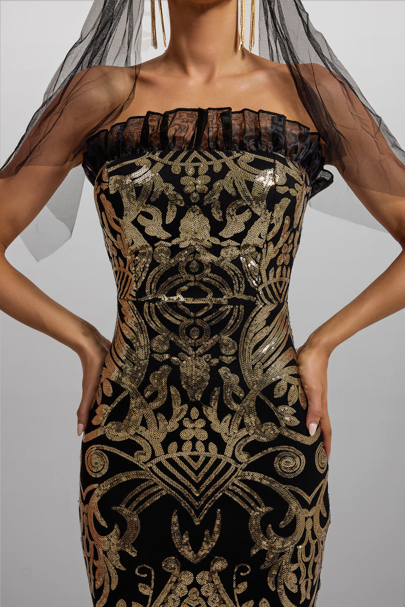 Beautifully Crafted Dress in a Classic Style