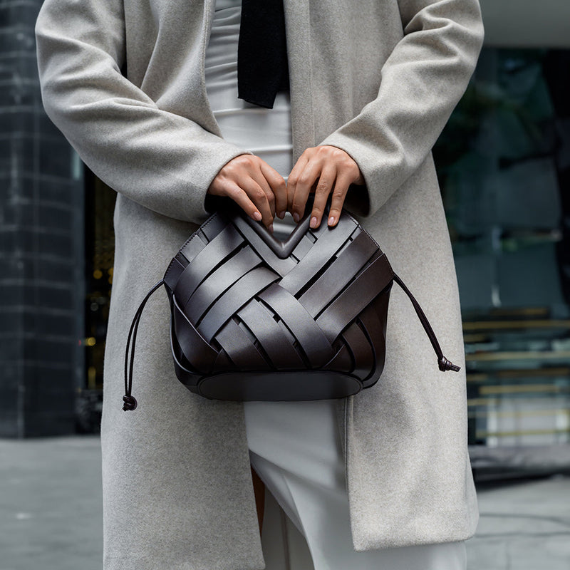 Well Tailored Bag with a Graceful Silhouette