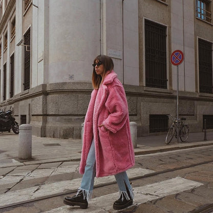 Gracefully Styled Coat for Any Occasion